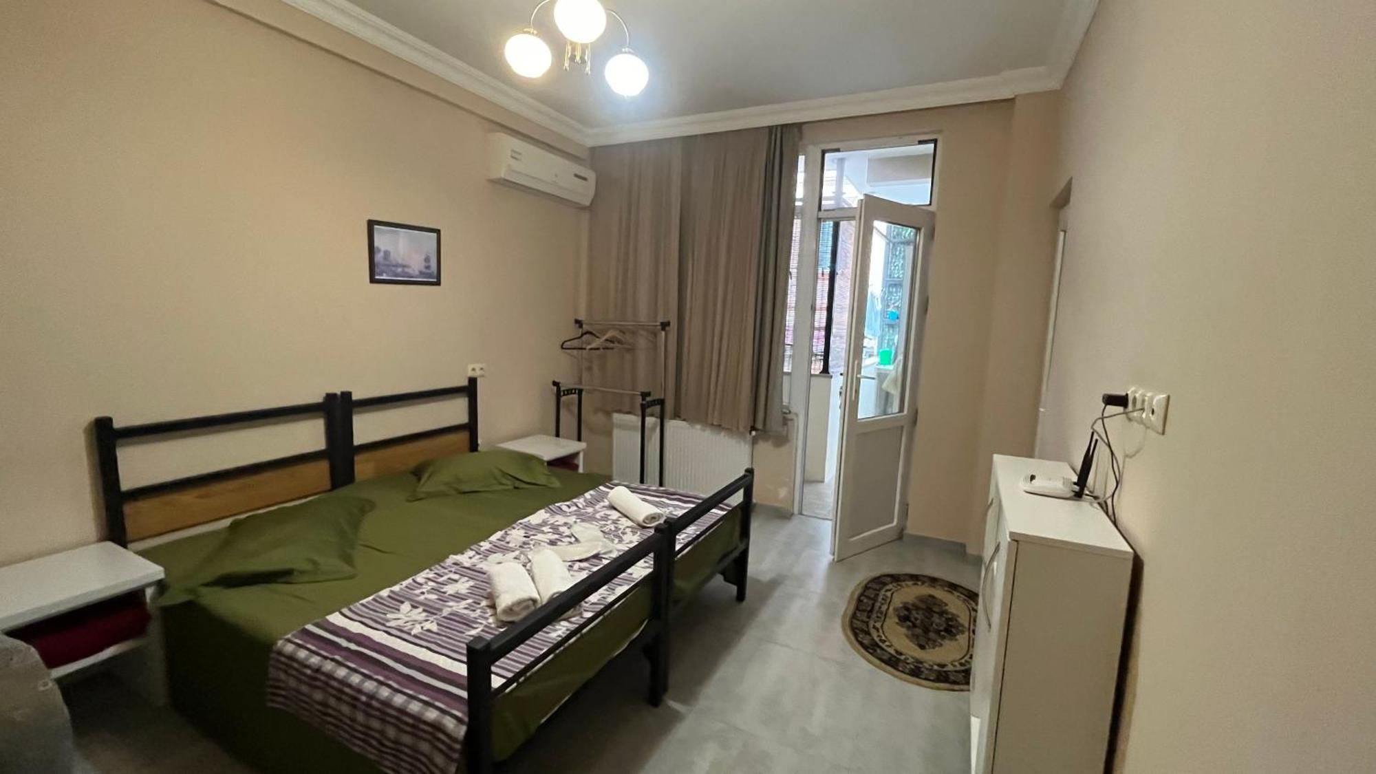 Guest House Kldiashvili Batumi Exterior photo